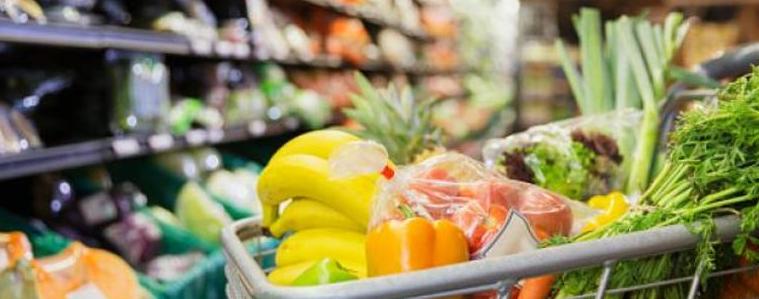 Повечето основни хранителни стоки и плодове поскъпват на борсите у нас, зеленчуците поевтиняват