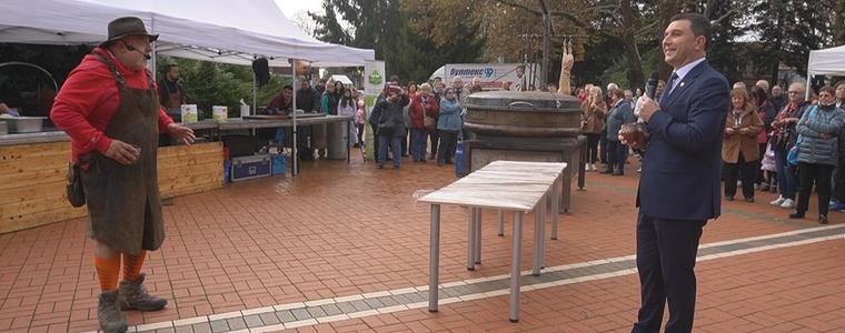Седмото издание на Фестивала на сармата и кюфтето започна в Генерал Тошево (ВИДЕО)