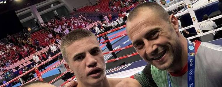 Състезателят на "Десант" Диян Димитров стана световен шампион по кикбокс