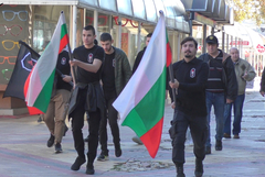 Добрич почете паметта на загиналите във войните с шествие и панихида на Военното гробище (ВИДЕО)