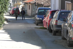 Дупки и постоянни ремонти по ВиК-мрежата тормозят живеещите по ул. „Хайдут Пейо“ (ВИДЕО)