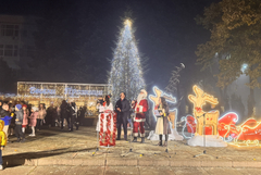 Коледният дух завладя Генерал Тошево (ВИДЕО)