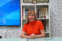 Тя...жената:Гергана Дафова- носител на наградата „Шабла” за принос към културния живот в града (ВИДЕО)