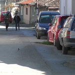 Дупки и постоянни ремонти по вик мрежата тормозят живеещите по ул. „Хайдут Пейо“ в Добрич (ВИДЕО)