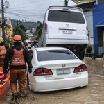 Извънредно положение във Филипините, десетки загинали след тайфуна "Калмаеги"