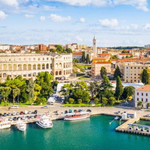 ЖИВОТЪТ Е ПЪТУВАНЕ: Пула – морската перла на Хърватия (ВИДЕО)