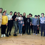 Потребителите на Защитени жилища в Добрич гостуваха на читалището в с. Ловчанци за Деня на християнското семейство