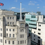 Трусовете в Би Би Си: Две оставки по върховете на корпорацията