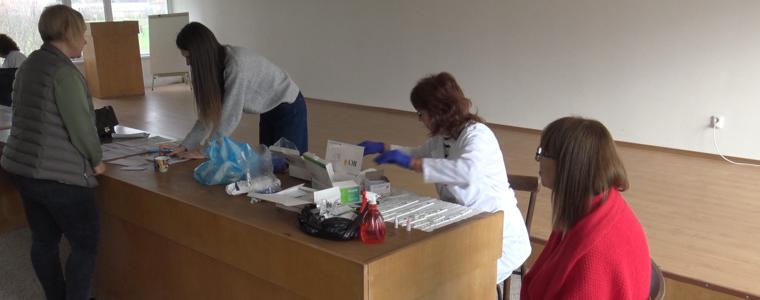 Анонимно и безплатно изследване за СПИН, хепатит и сифилис в Дирекция „Социално подпомагане” в Добрич (ВИДЕО)