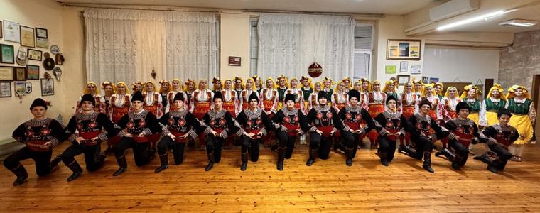 Днес е коледният концерт на Представителна фолклорна танцова студия "Добруджа"