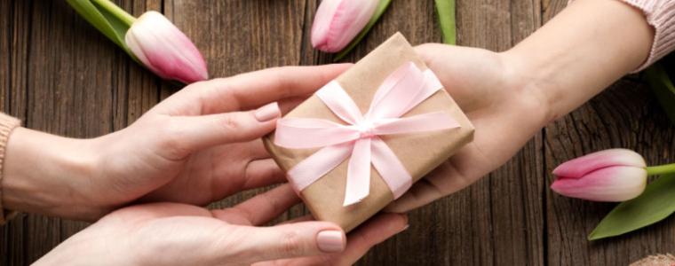 Как да изберете идеалния подарък, който всяка жена ще запомни