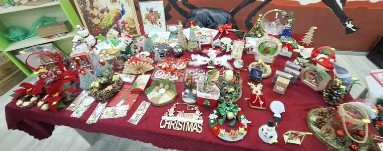 Коледен благотворителен базар събра над 4600 лева в СУ „Любен Каравелов“ – Добрич