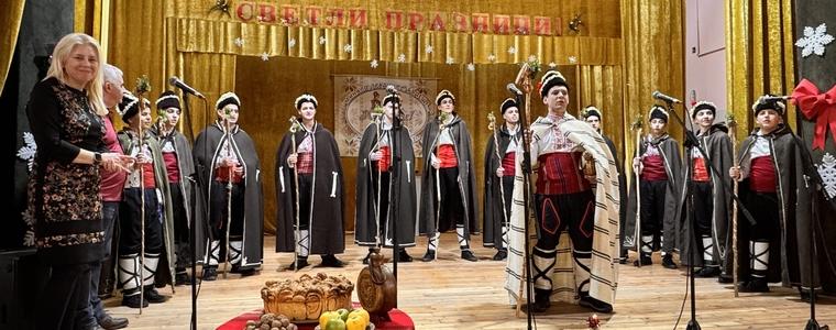 Коледен концерт развълнува жителите на село Дончево (СНИМКИ)