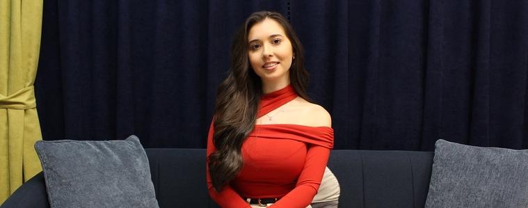 Преслава Тодорова - талант от Добрич с интерес към музиката, българската филология и преподаването (ВИДЕО)