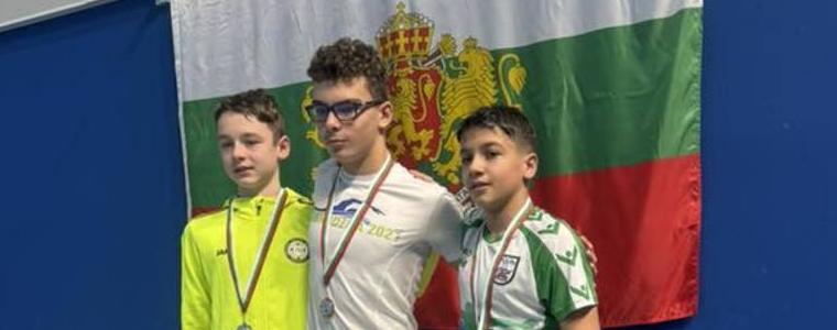 Състезателят на КПС „Добруджа 2021“ Пламен Василев с републиканска титла за деца