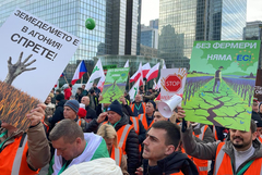 75 българи са част от многохилядния протест на земеделските производители в Брюксел (СНИМКИ)