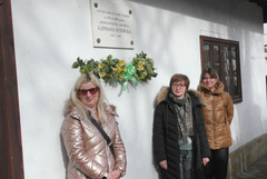 Две годишнини на Адриана Будевска се отбелязват днес в Добрич 