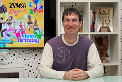 Клуб „Алегрия“ празнува 14 години зумба енергия и танцово вдъхновение (ВИДЕО)