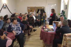 Народните изпълнители Калинка Вълчева и Стоян Варналиев се срещнаха с жителите на с. Красен (ВИДЕО)