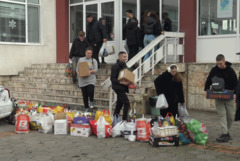 СУ „П. Р. Славейков“ отново се включи с голямо дарение в кампанията „Споделен хляб“ (ВИДЕО)