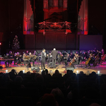 Концертът „Бяла магия“ на Васил Петров и Врачанската филхармония очарова добричката публика (ВИДЕО)