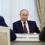 Путин: Държавните финанси позволяват пълно покриване на военните разходи