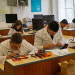 Състезание по приложна електроника  се проведе в гимназия „М. В. Ломоносов“