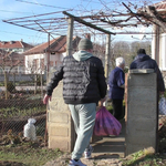 Увеличават се и дарителите, и потребителите на „Благотворителната Коледа“ в Генерал Тошево (ВИДЕО)