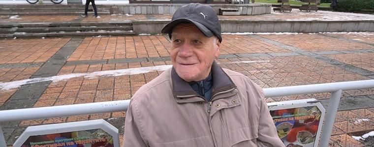 АНКЕТА: Добричлии свикват с еврото, преходът минава без сериозни проблеми (ВИДЕО)