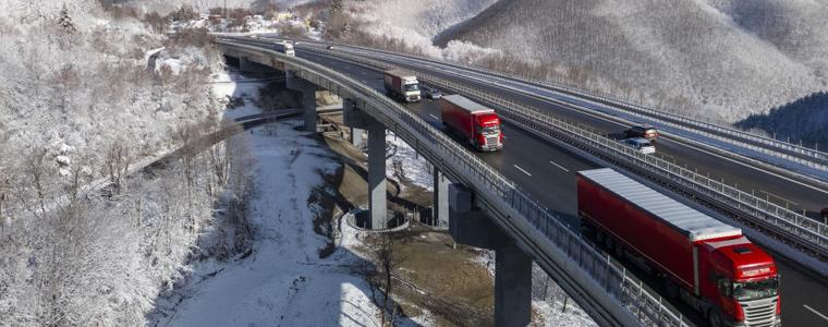 АПИ: Шофьорите да тръгват с оборудвани за зимни условия автомобили