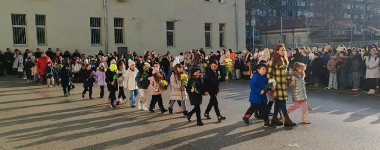 Добрич отбеляза 178 години от рождението на Христо Ботев (СНИМКИ)