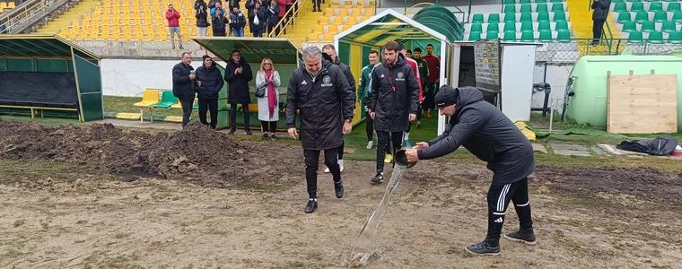 ФУТБОЛ: Ясен Петров изведе Добруджа за първа тренировка (ВИДЕО)