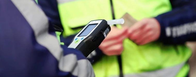 Хванаха 49-годишен мъж да шофира с 2,68 промила по булевард в Добрич