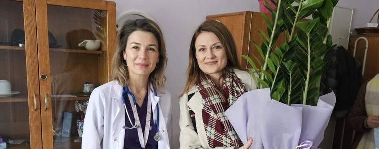 „Майчина грижа“ с традиционно дарение за неонатологията на МБАЛ – Добрич