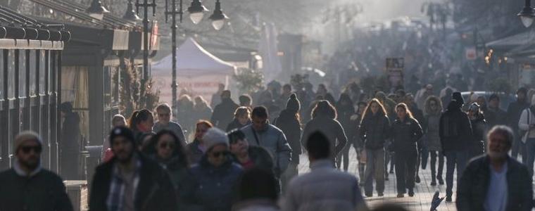 Минималната работна заплата става 620,20 евро, линията на бедност също се вдига