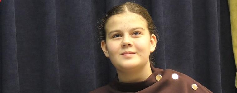 На Ивановден: Жана Костадинова - най-младият член на „Младежко студио - Добрич“ (ВИДЕО)