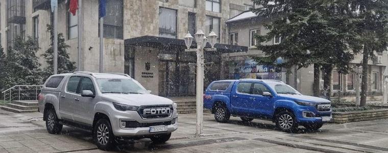 Община Каварна закупи за Общинско предприятие „Чиракман“ два нови лекотоварни автомобила 