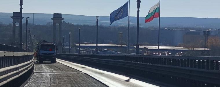 От 8 януари продължава основният ремонт на Дунав мост при Русе