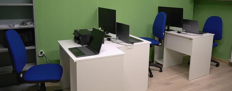 Откриха дигитален клуб към НЧ „Йордан Йовков -1870“ в Добрич (ВИДЕО)