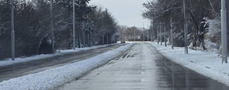 Пътната мрежа в град Добрич се обработва от сутринта