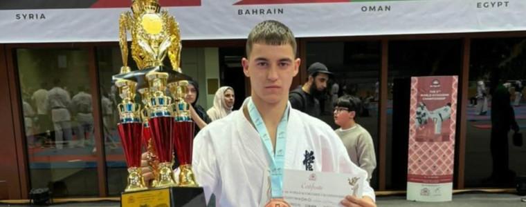 Стефан Калчев е спортист №1 на Добрич за месец декември