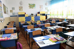 Учениците във Варна преминават на онлайн обучение от утре