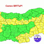Жълт код за силен вятър и потенциално опасно време е в сила за област Добрич