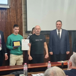  Стефан Калчев получи наградата за Спортист на Добрич за декември 2025 г.