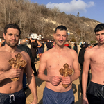 Ученик от Добрич стигна първи до кръста в Албена (СНИМКИ)