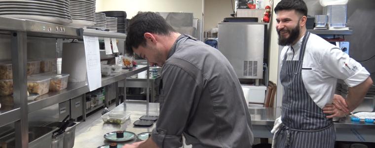 Азиатска фюжън кухня впечатли гостите в ресторант „Ел Мундо“ (ВИДЕО)