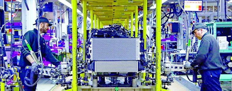 Българските заводи вдигат най-много цените