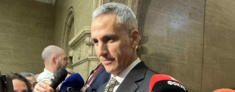 Гюров: Служебният кабинет ще предприеме действия по смяната на главния прокурор