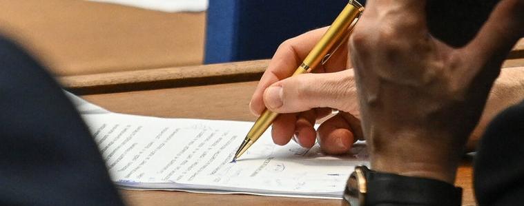 Кой влияе на властта: проектът на закон за лобизма предвижда регистър и календар на срещите