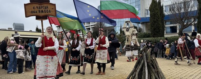 Кукерски празник в центъра на Балчик 